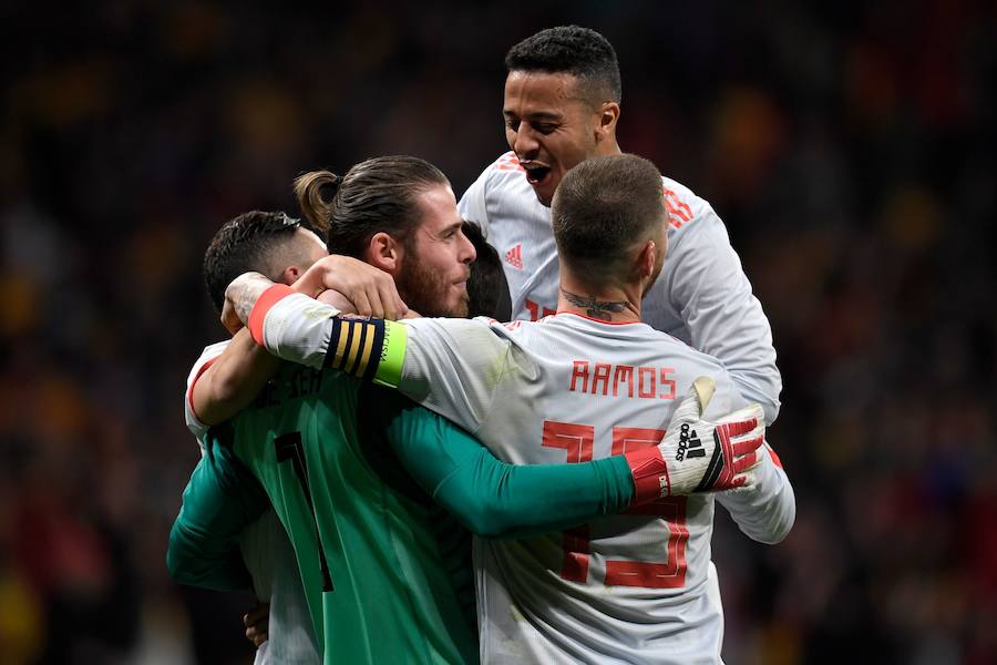 La selección que dirige Julen Lopetegui apabulló a Argentina en su estreno en el Wanda Metropolitano (6-1) con un 'hat-trick' de Isco y tantos de Diego Costa, Thiago y Aspas.