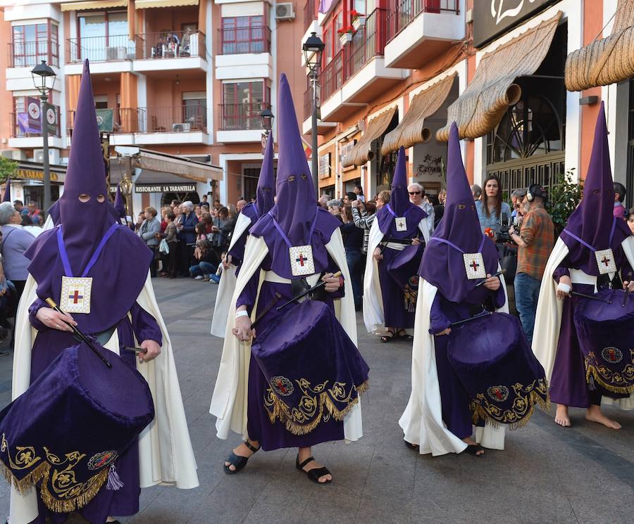 La Hermandad de Esclavos de Nuestro Padre Jesús del Rescate y María Santísima de la Esperanza transportó este Martes Santo sus tronos desde la Iglesia de San Juan Bautista de Murcia.