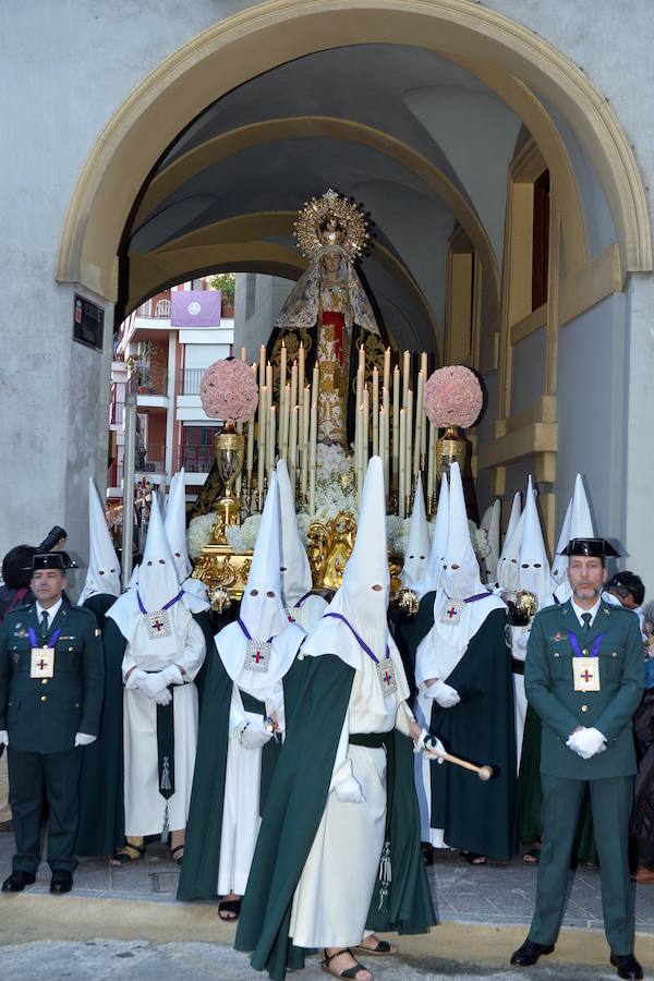 La Hermandad de Esclavos de Nuestro Padre Jesús del Rescate y María Santísima de la Esperanza transportó este Martes Santo sus tronos desde la Iglesia de San Juan Bautista de Murcia.