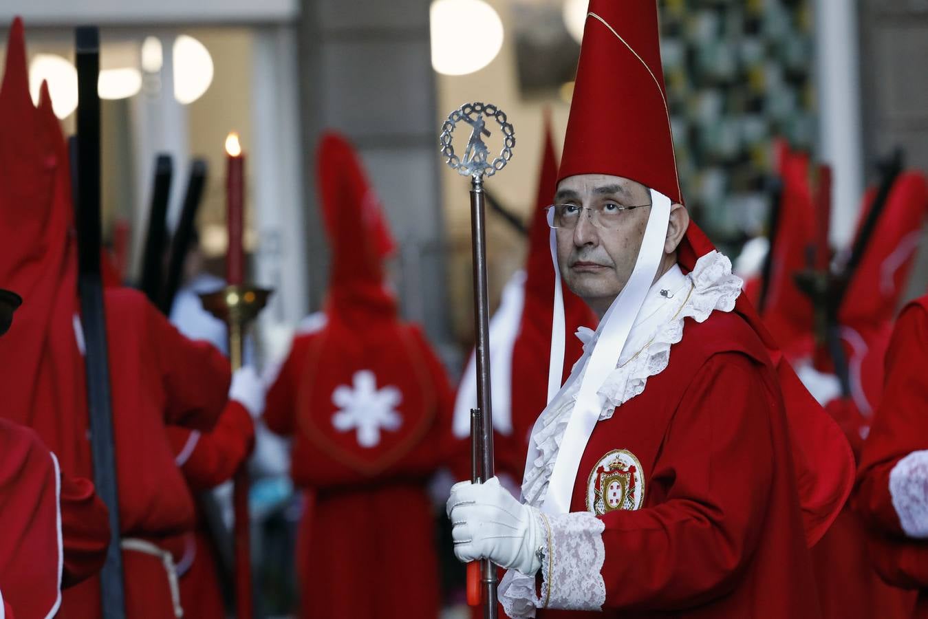 La multitudinaria procesión que partió de la parroquia de El Carmen convocó en la ciudad a miles de fieles para vibrar ante el cortejo más huertano