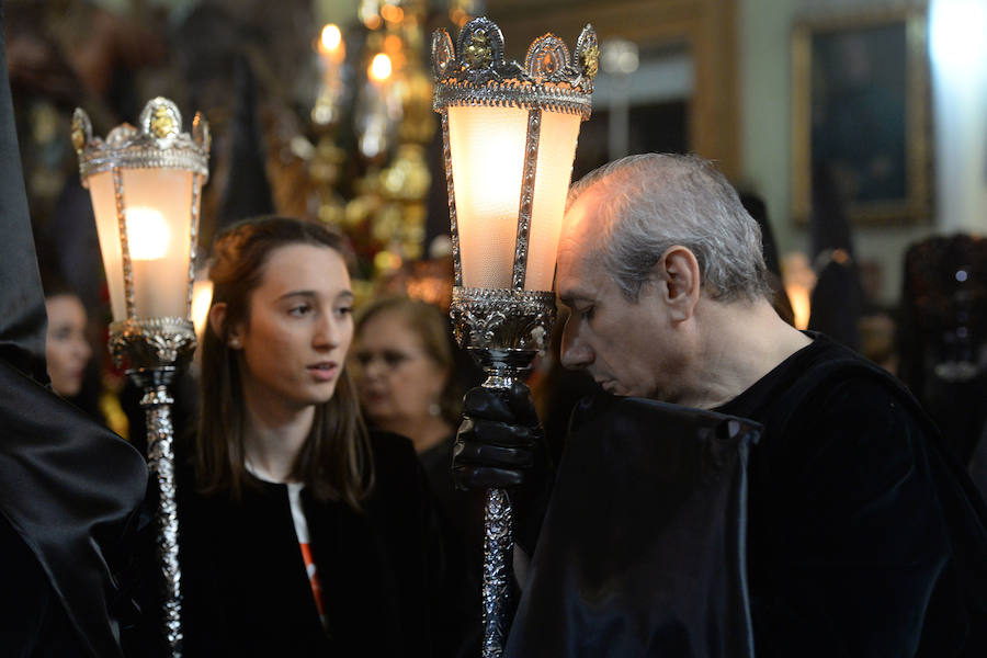 Procesionaron Los Servitas, el Santo Sepulcro y la Cofradía del Cristo de la Misericordia