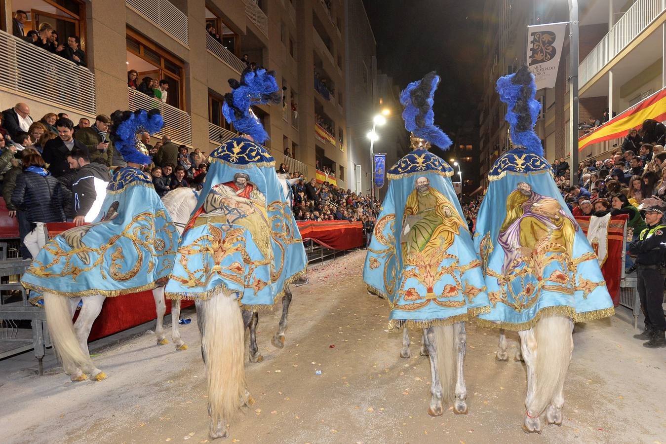 Sacaron su mejor 'artillería' para no defraudar a los miles de lorquinos y visitantes que presenciaron el Cortejo de Viernes Santo.