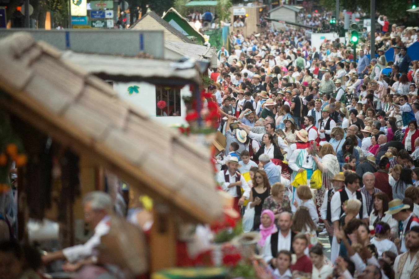 Las calles de Murcia se visten de costumbrismo en el desfile del Bando de La Huerta 2018