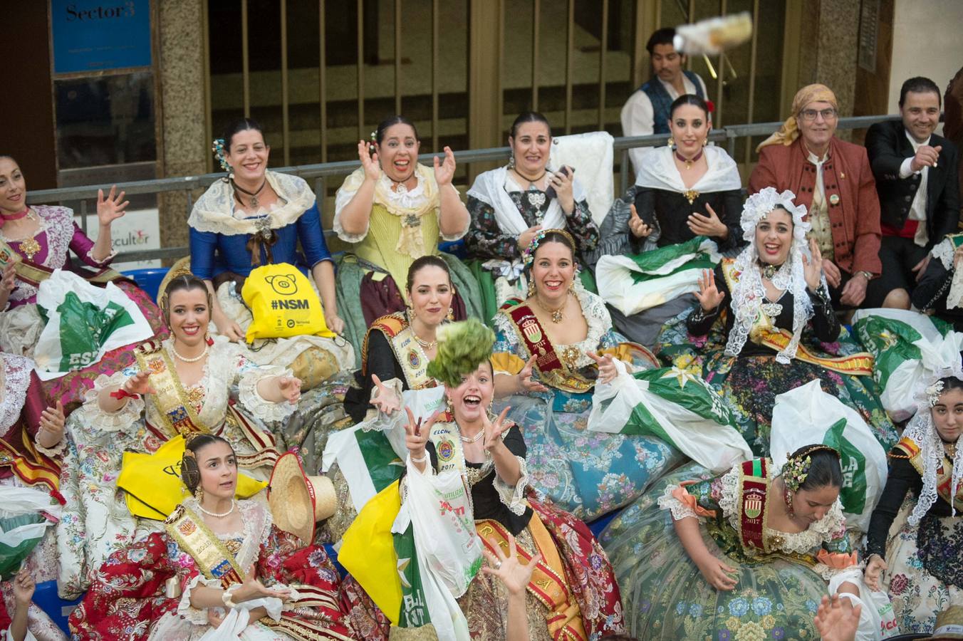 Las calles de Murcia se visten de costumbrismo en el desfile del Bando de La Huerta 2018