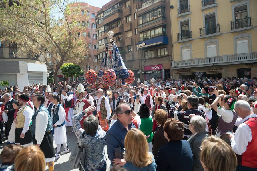 El obispo Lorca Planes invita a compartir «el pan y la alegría» 