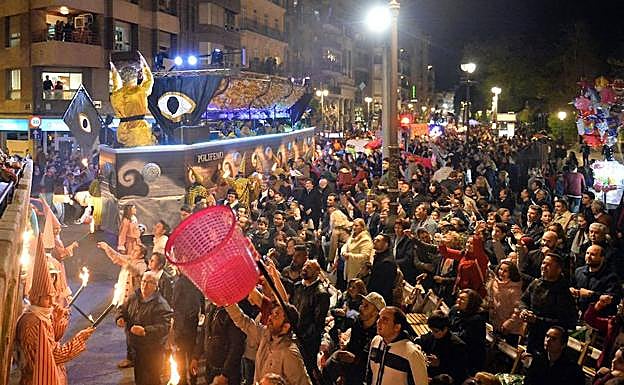 Gran desfile del Entierro de la Sardina.