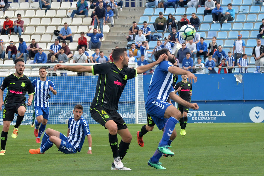 El Lorca FC sumó por tercera jornada consecutiva en casa