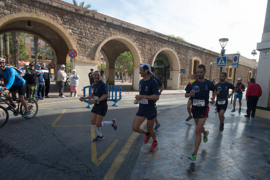 Unos 3.800 valientes parten con la primera luz del día al asalto de las baterías de costa de Cartagena