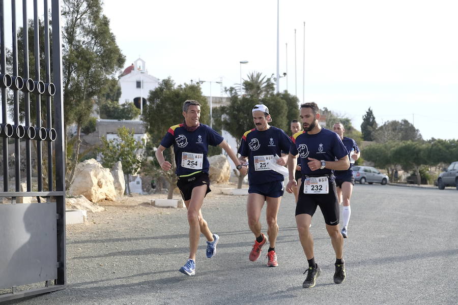 Unos 3.800 valientes parten con la primera luz del día al asalto de las baterías de costa de Cartagena