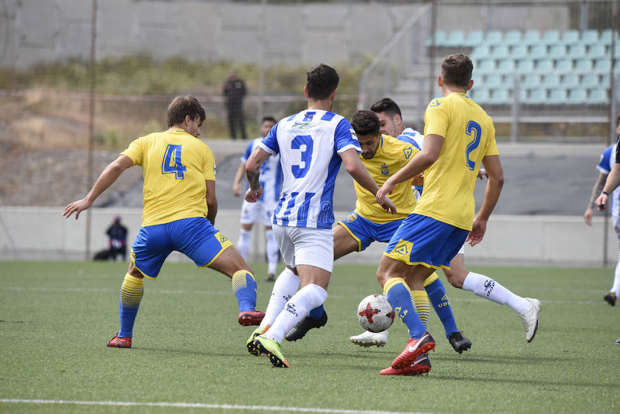 Mario Simón encadena su peor racha como entrenador del equipo blanquiazul y deja al conjunto lorquino a siete puntos de la promoción de descenso