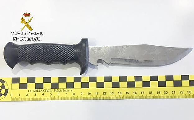 El arma intervenida en el momento de la detención