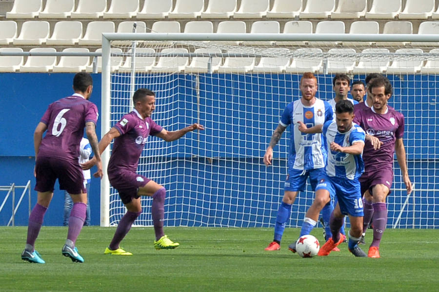 El FC Jumilla se agarra a la lucha por la permanencia tras vencer en el Artés Carrasco y deja al Lorca Deportiva al borde del abismo