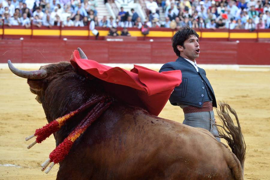 El festival solidario de Murcia volvió a ser un éxito, con trece orejas, dos rabos y mucho público