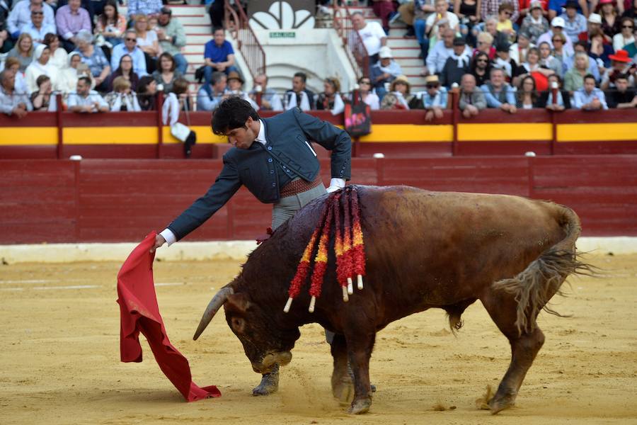 El festival solidario de Murcia volvió a ser un éxito, con trece orejas, dos rabos y mucho público