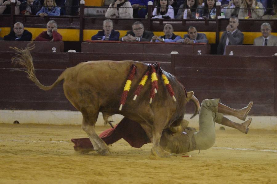 El festival solidario de Murcia volvió a ser un éxito, con trece orejas, dos rabos y mucho público