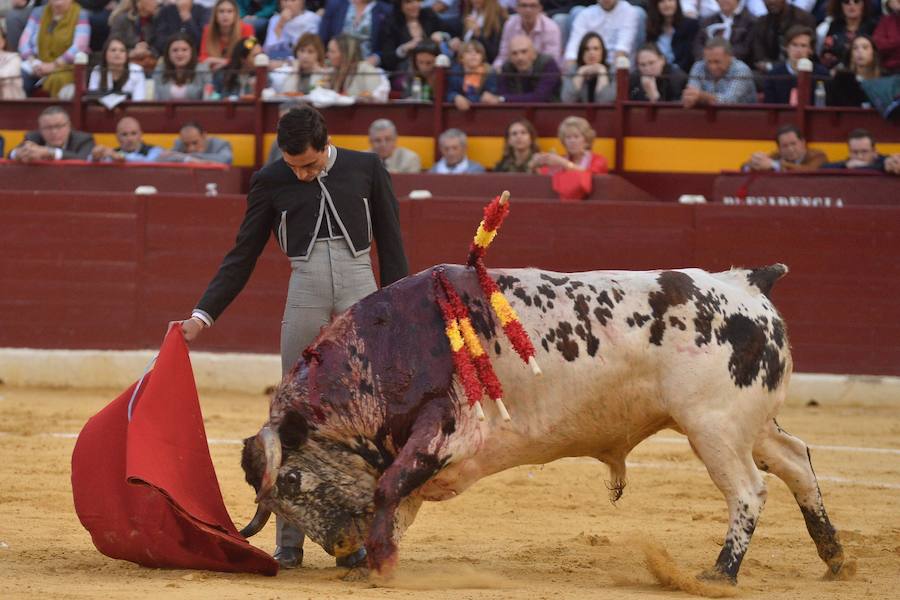 El festival solidario de Murcia volvió a ser un éxito, con trece orejas, dos rabos y mucho público