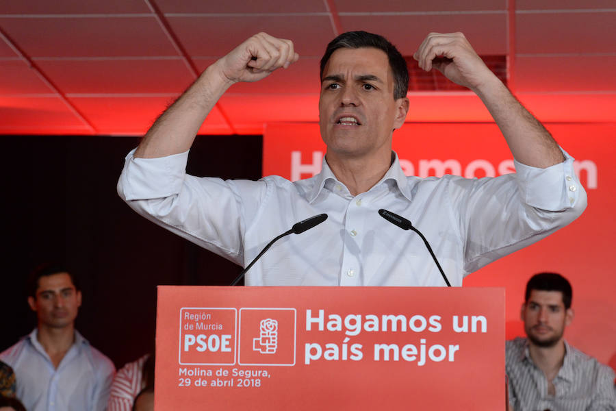 El secretario general del PSOE afirma que «El Tajo-Segura seguirá teniendo su papel mientras haya agua disponible»