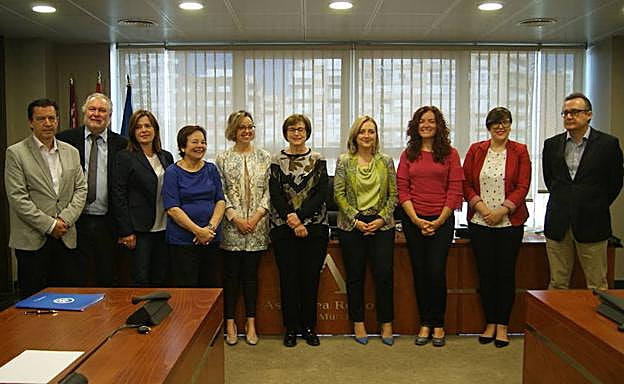 La Comisión de Pobreza y Exclusión Social de la Asamblea Regional