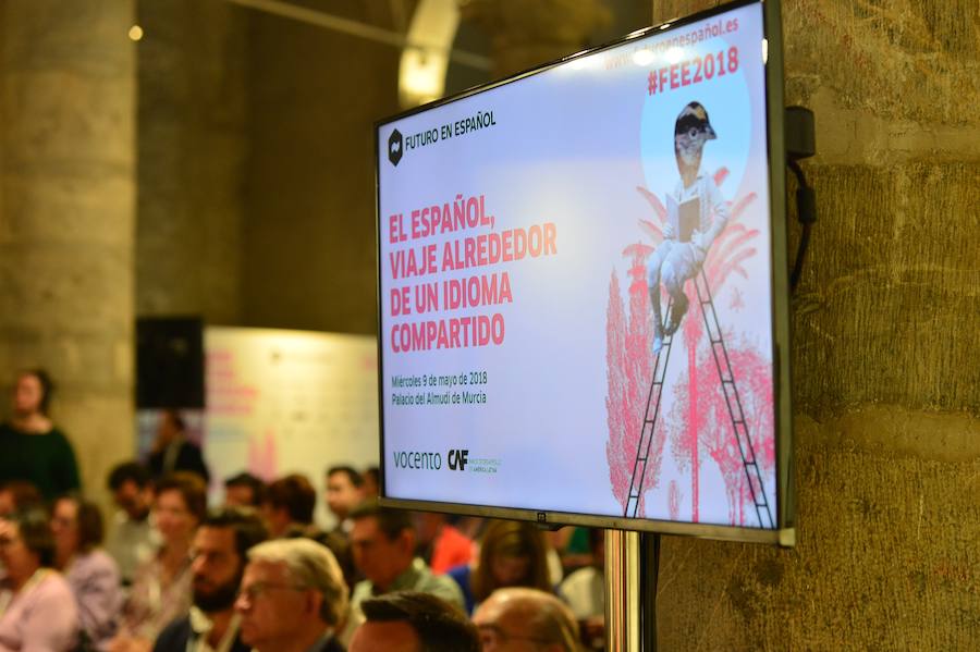 El Palacio del Almudí de Murcia acoge la segunda edición de una cita que busca analizar las relaciones entre España y Latinoamérica. 