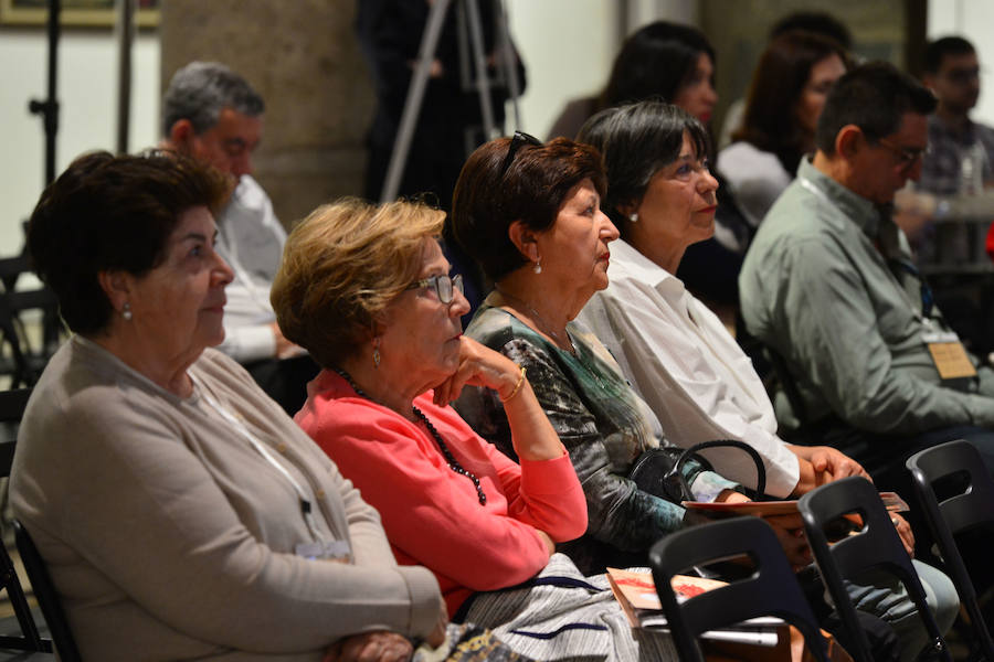 El Palacio del Almudí de Murcia acoge la segunda edición de una cita que busca analizar las relaciones entre España y Latinoamérica. 