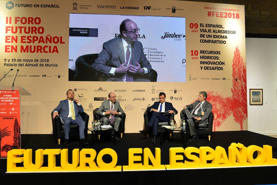 El Palacio del Almudí de Murcia acoge la segunda edición de una cita que busca analizar las relaciones entre España y Latinoamérica. 