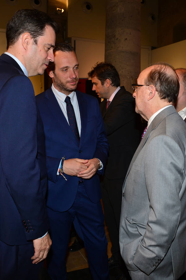 El Palacio del Almudí de Murcia acoge la segunda edición de una cita que busca analizar las relaciones entre España y Latinoamérica. 