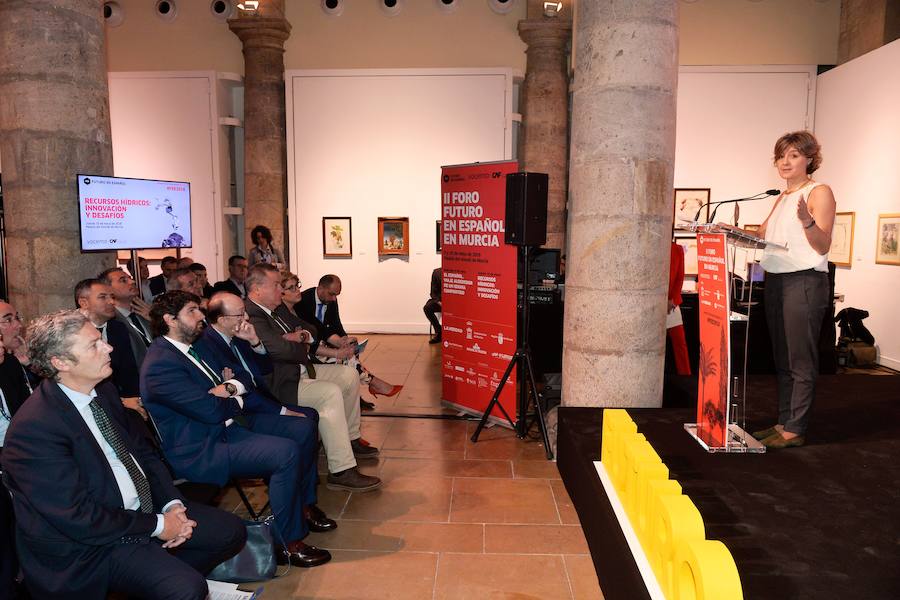 La ministra de Agricultura, que inauguró esta segunda jornada , abogó por «un pacto que asegure el equilibrio entre la defensa del medio ambiente y que mitigue los impactos negativos del cambio climático».