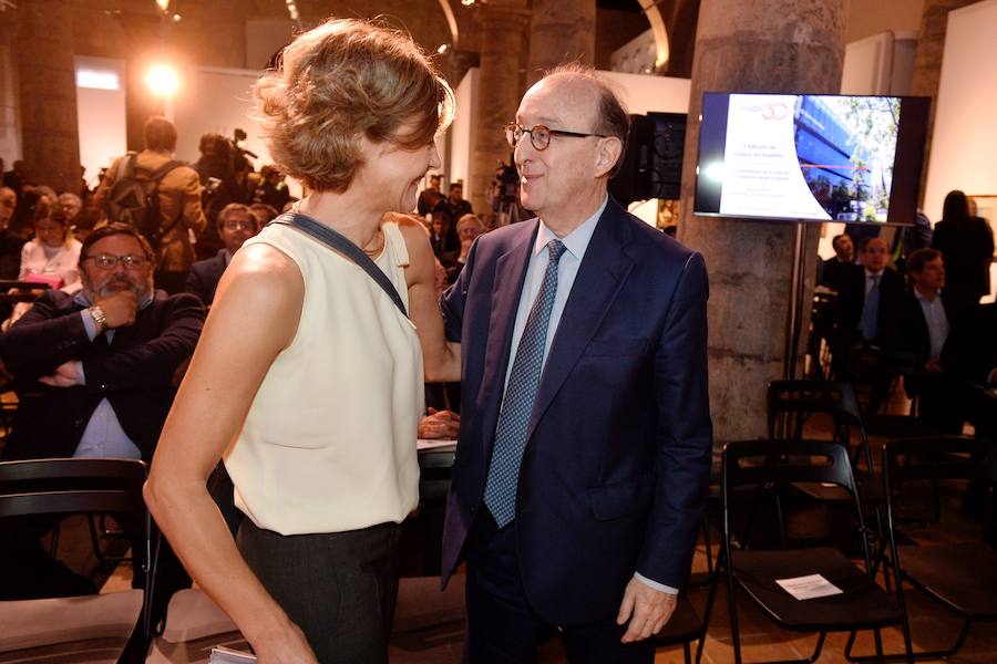 La ministra de Agricultura, que inauguró esta segunda jornada , abogó por «un pacto que asegure el equilibrio entre la defensa del medio ambiente y que mitigue los impactos negativos del cambio climático».