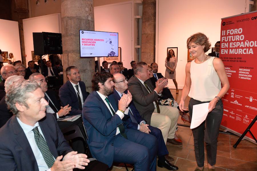 La ministra de Agricultura, que inauguró esta segunda jornada , abogó por «un pacto que asegure el equilibrio entre la defensa del medio ambiente y que mitigue los impactos negativos del cambio climático».