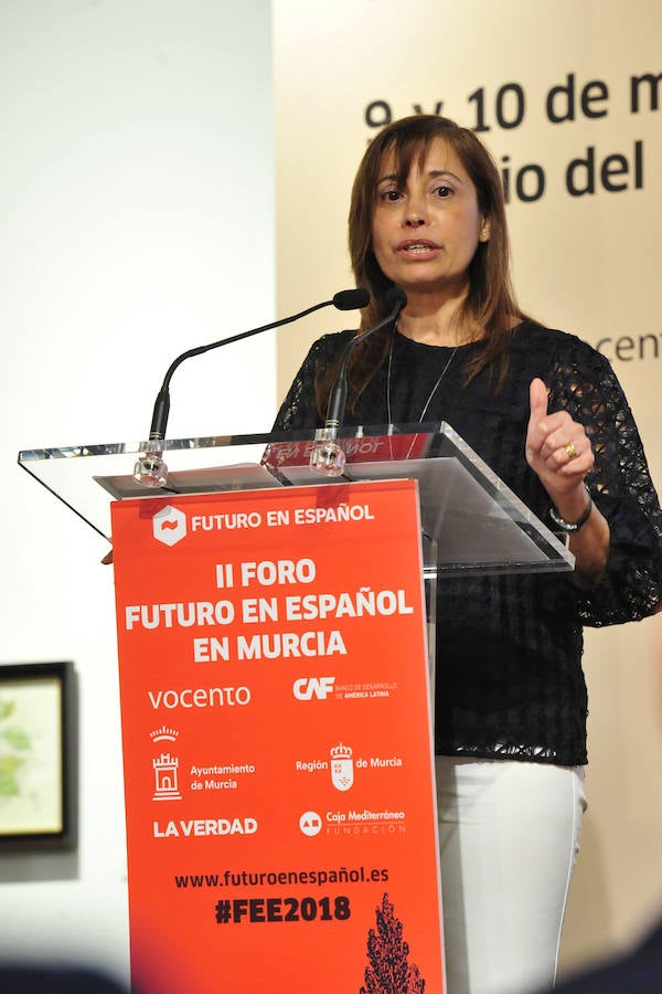 La ministra de Agricultura, que inauguró la segunda jornada del foro Futuro en Español, aboga por «un pacto que asegure el equilibrio entre la defensa del medio ambiente y su disponibilidad y que mitigue los impactos negativos del cambio climático»