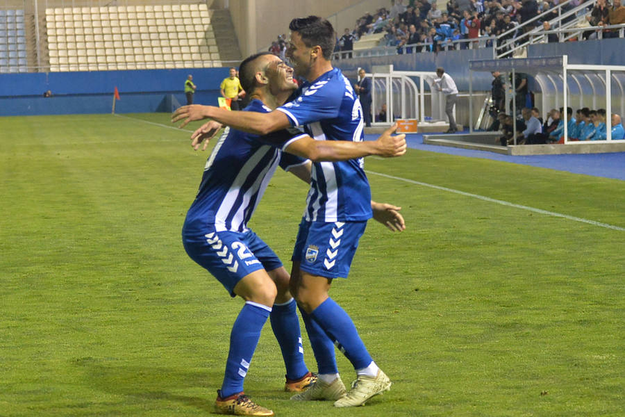 El equipo de Fabri, ya descendido, sorprende al Numancia en el Artés Carrasco con goles de Carlos Gutiérrez, en propia puerta, y Nando.