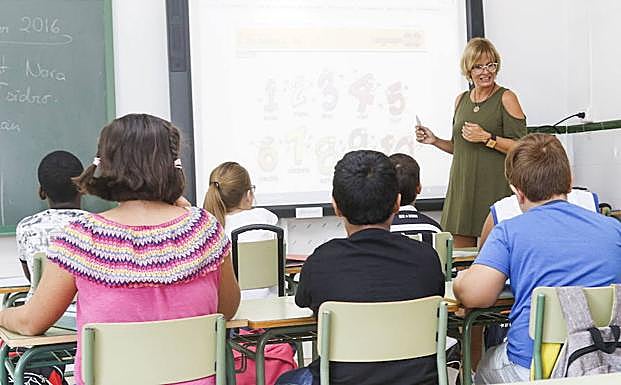 Una maestra, en un colegio de Murcia. 