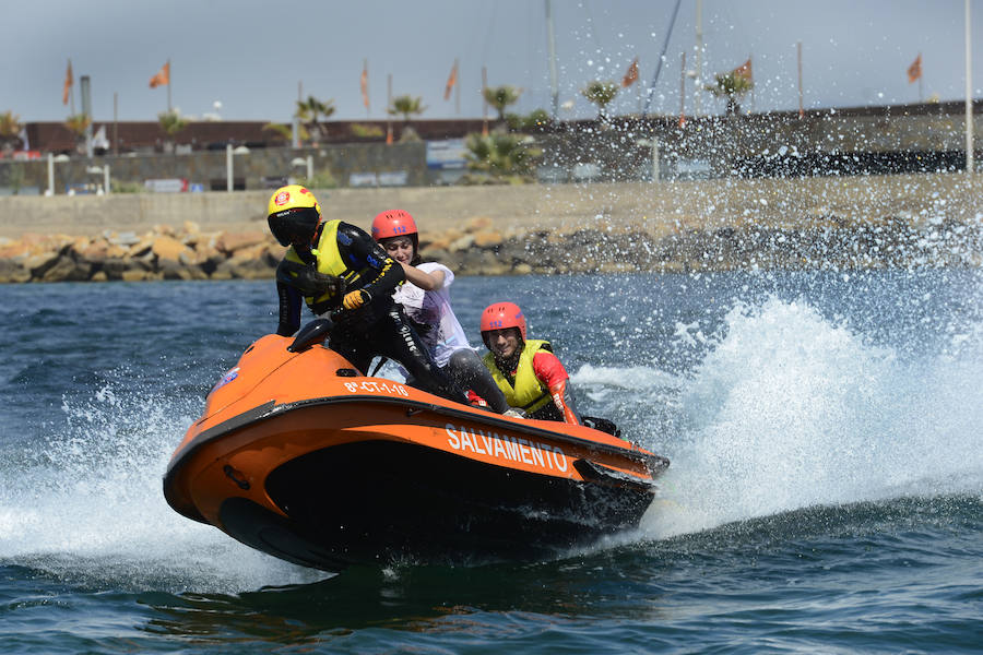 La Comunidad activará durante la época de peligro alto un dispositivo compuesto por más de 250 personas a lo largo de los 127 puestos repartidos en 76 playas