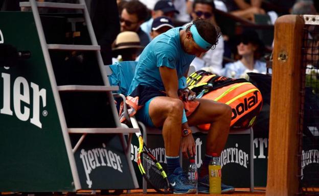 Rafa Nadal, durante un descanso de su partido contra Richard Gasquet. 