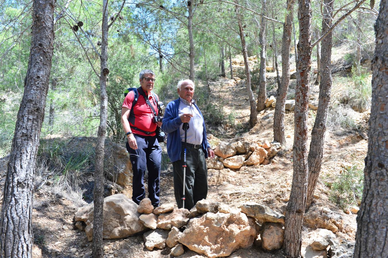 El Ayuntamiento de Alhama restaura la Red de Senderos de la sierra, un patrimonio común que estaba perdido