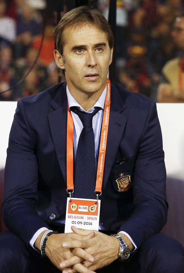 A dos días del debut de la selección española en el Mundial de Rusia contra Portugal, Luis Rubiales ha anunciado la destitución del seleccionador Julen Lopetegui. En sus dos años al frente del combinado nacional, el nuevo técnico del Real Madrid ha logrado la clasificación para el Mundial de forma brillante y sin conocer la derrota.