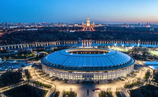 Majestuoso. Este aspecto luce el maravilloso estadio Luzhnikí de Moscú, que acogerá esta tarde el partido inaugural entre la anfitriona Rusia y Arabia Saudí.