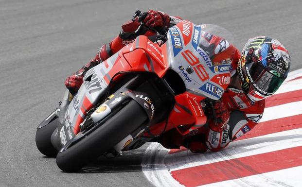 Jorge Lorenzo, rodando sobre el trazado de Montmeló. 