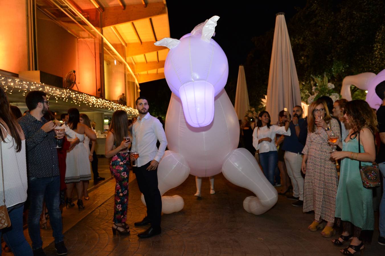 La quinta edición de Hello Summer, organizada por 'La Verdad' y Promenade, se convierte en la fiesta más fresca y querida del verano.