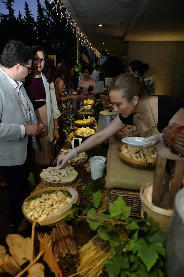 La quinta edición de Hello Summer, organizada por 'La Verdad' y Promenade, se convierte en la fiesta más fresca y querida del verano.