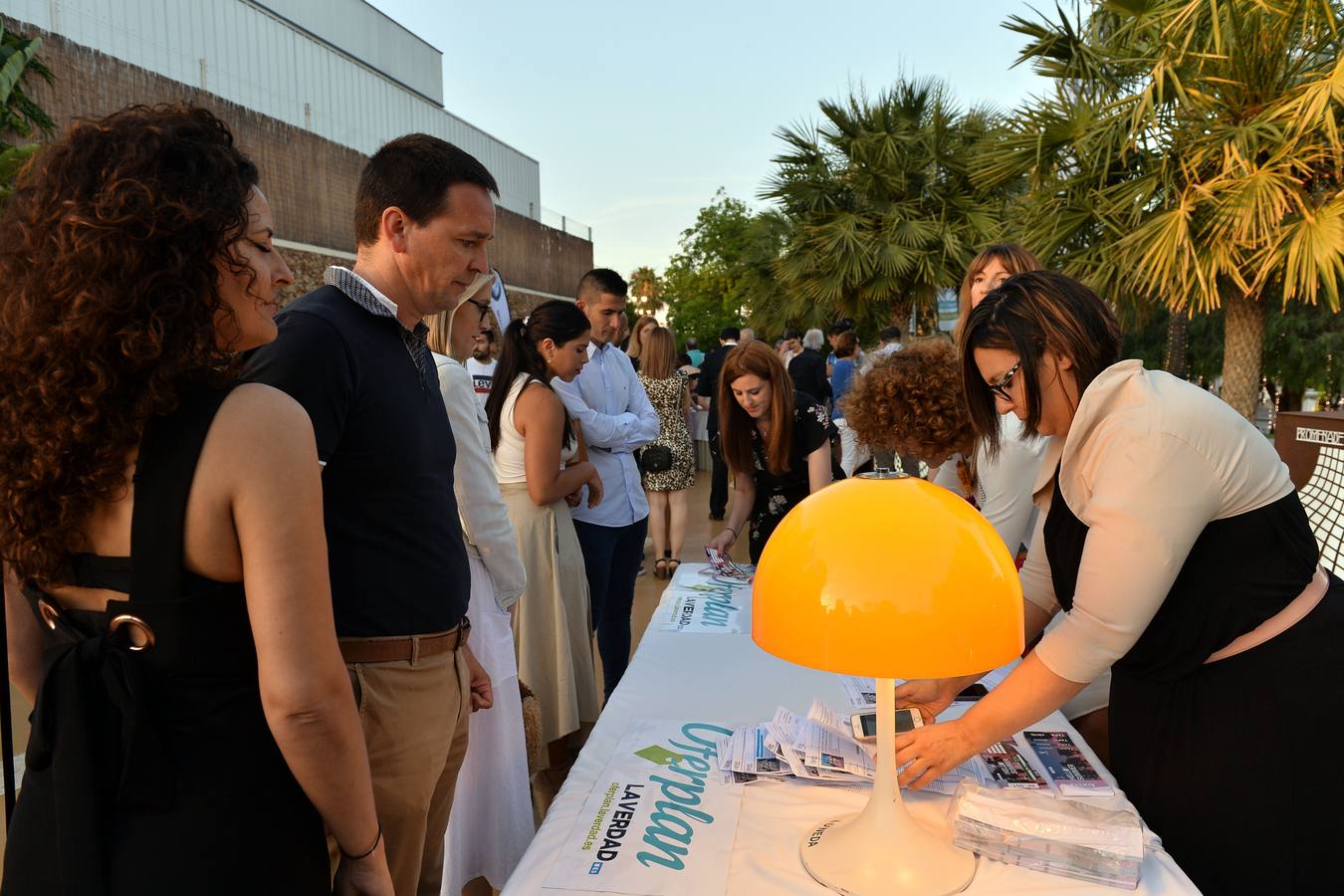 La quinta edición de Hello Summer, organizada por 'La Verdad' y Promenade, se convierte en la fiesta más fresca y querida del verano.