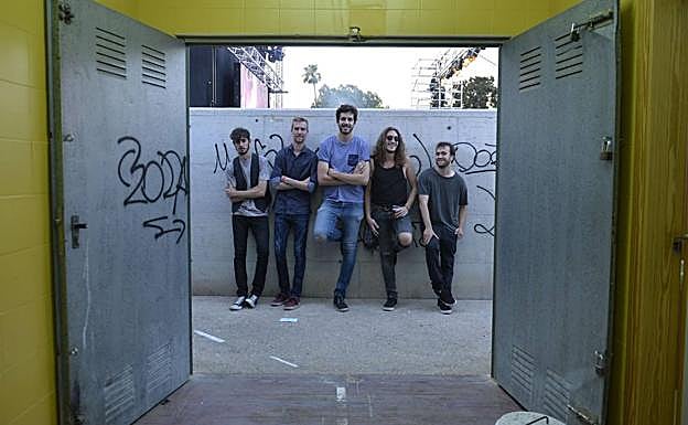 La banda The Meatpies.