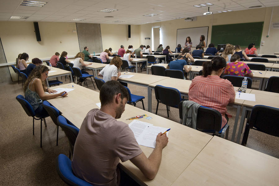 Este primer examen tiene carácter eliminatorio y evalúa conocimientos específicos sobre la especialidad a la que se opta