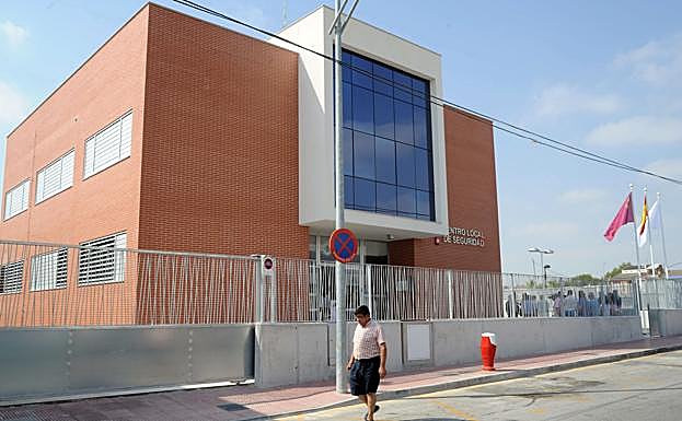 El cuartel de la Guardia Civil de Las Torres de Cotillas.