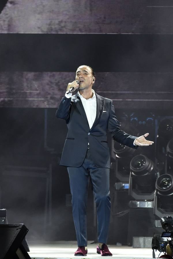 Alejandro Fernández inundó la Plaza de Toros de Murcia con la balada y la esencia de México.