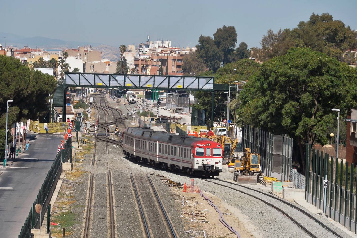 Esta fase de los trabajos se enmarca en las obras de soterramiento de la estación, Barriomar y Nonduermas, que junto a las de los tramos Nonduermas-Sangonera y Sangonera-Lorca serán licitadas próximamente