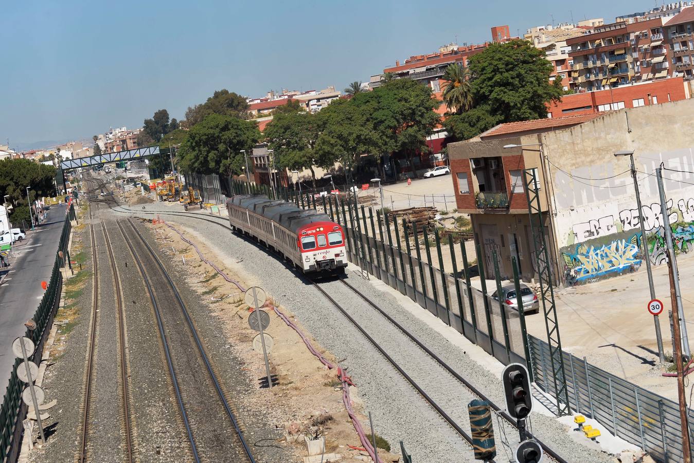 Esta fase de los trabajos se enmarca en las obras de soterramiento de la estación, Barriomar y Nonduermas, que junto a las de los tramos Nonduermas-Sangonera y Sangonera-Lorca serán licitadas próximamente