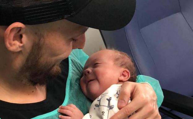 David Silva explica el infierno que vivió por el nacimiento prematuro de su hijo