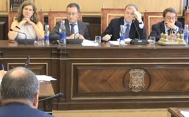 Ciudadanos facilita la continuidad del alcalde de León y acepta una comisión de investigación sobre la 'operación Enredadera'