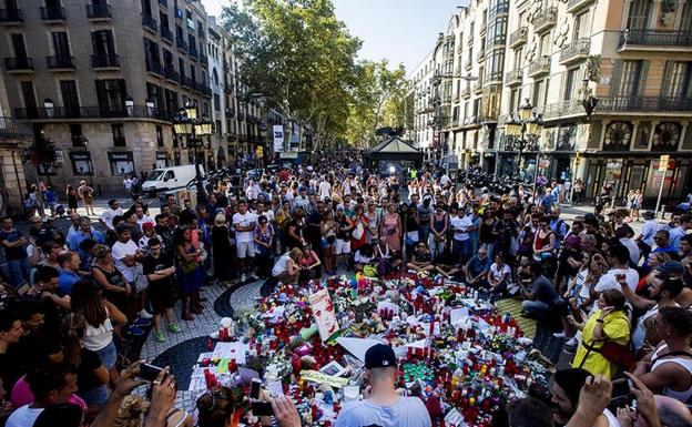 El Rey, Sánchez y Torra asistirán al acto de homenaje a las víctimas de los atentados de Barcelona
